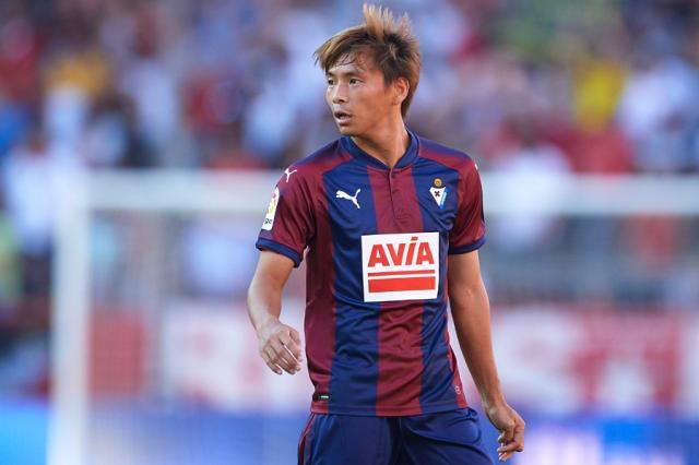 半岛体育官网-西媒曝海港有意邀请埃瓦尔日本国脚 开出三年合约