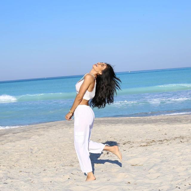 1613619938779009170.jpg Andreea Sasu (22).jpg